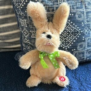 CUDDLE BARN STUFFED ANIMAL DOG PLUSH BATTERY OPERATED